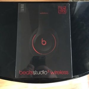 Beats Studio3 wireless headphones